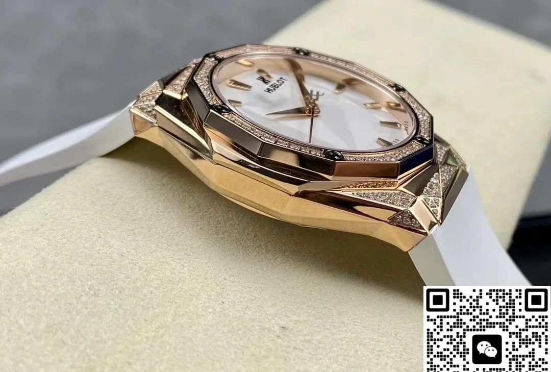 HB Factory Hublot Classic Fusion 550.OS.2200.RW.1804.ORL20 1:1 Best Edition Replica Watch
